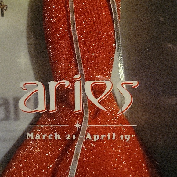 NIB 2004 Mattel Barbie Doll Aries Zodiac March 21 - April 19 Red Glitter Dress - Picture 7 of 14